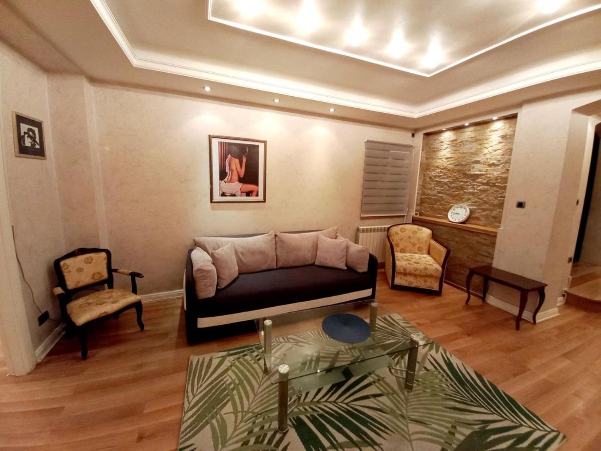 Appartamento Alex Lux Belgrado Esterno foto