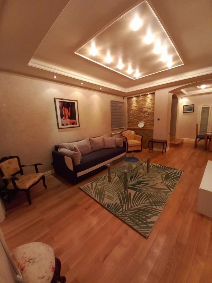 Appartamento Alex Lux Belgrado Esterno foto