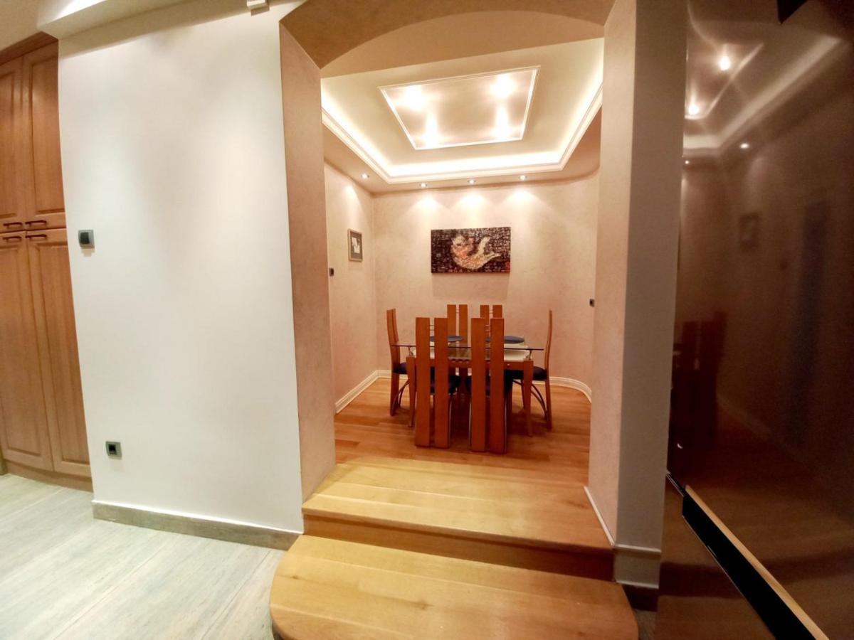 Appartamento Alex Lux Belgrado Esterno foto